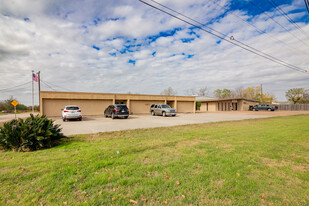 4401-4404 N Main St, Victoria TX - Convenience Store