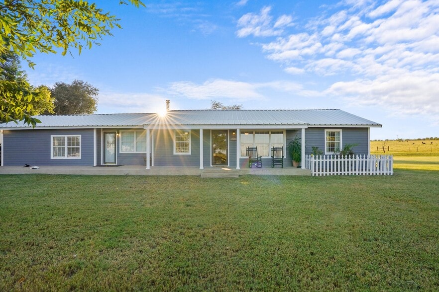 1501 County Road 216, Afton, TX for sale - Primary Photo - Image 1 of 47