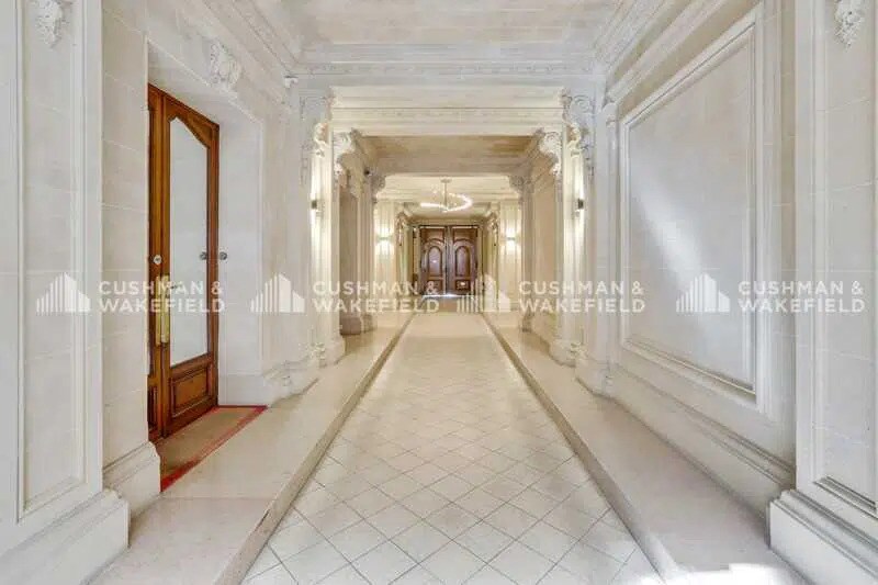 22 Avenue De La Grande Armée, Paris for lease - Interior Photo - Image 3 of 6