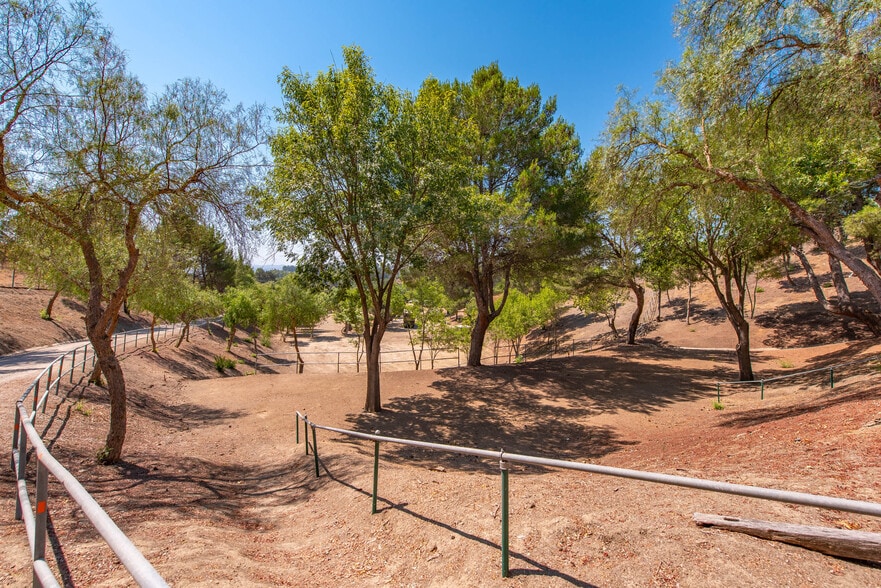 8450 Waters Rd, Moorpark, CA for sale - Aerial - Image 3 of 61