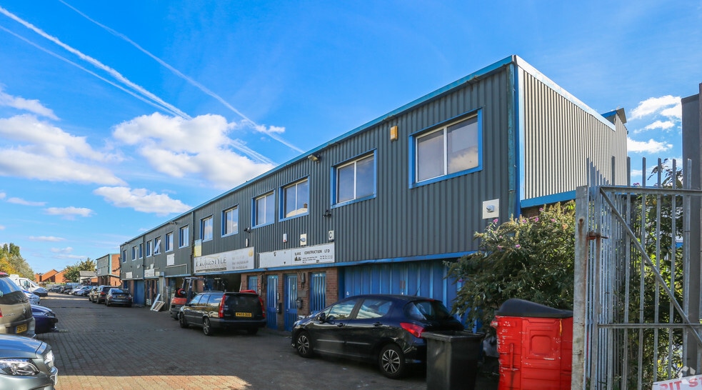 Kemp Rd, Dagenham for sale - Primary Photo - Image 1 of 1