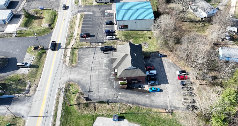 6435 Ky-146 Hwy, Crestwood, KY for sale - Building Photo - Image 2 of 7