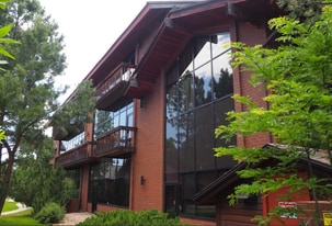 8774 Yates Drive - Convenience Store