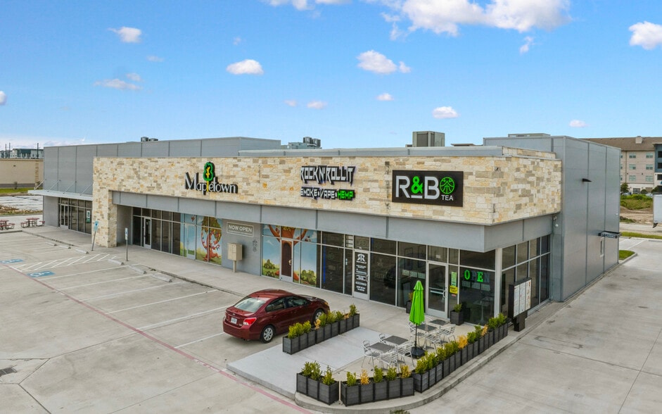 Peek Plaza portfolio of 2 properties for sale on LoopNet.com - Building Photo - Image 3 of 7