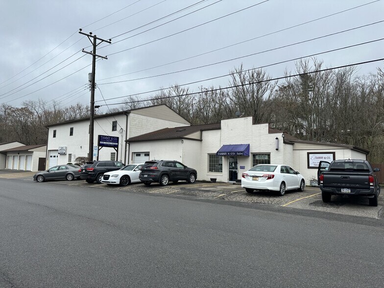 130 E O'Hara St, Mc Donald, PA for sale - Primary Photo - Image 2 of 38