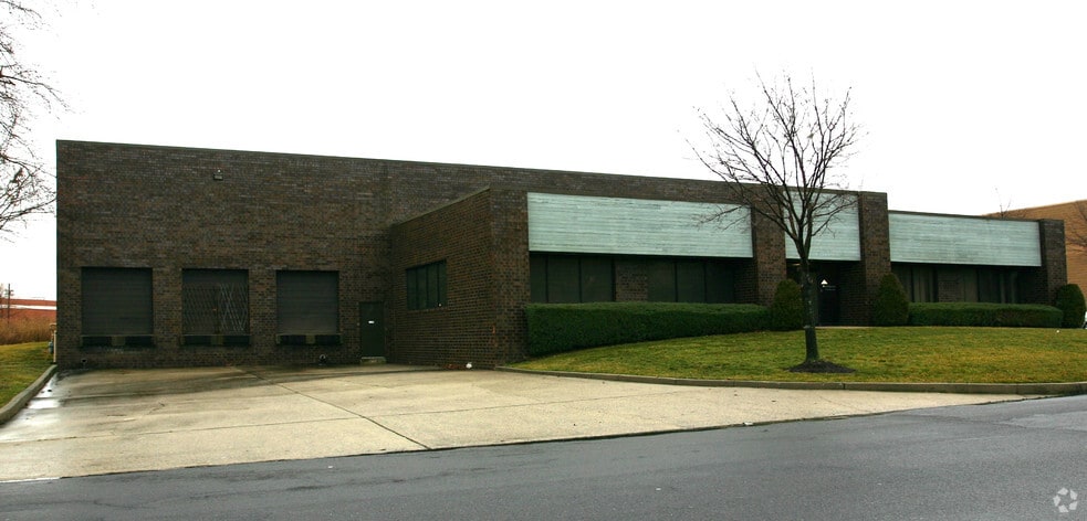 1150 Thomas Busch Memorial Hwy, Pennsauken, NJ for lease - Building Photo - Image 2 of 4