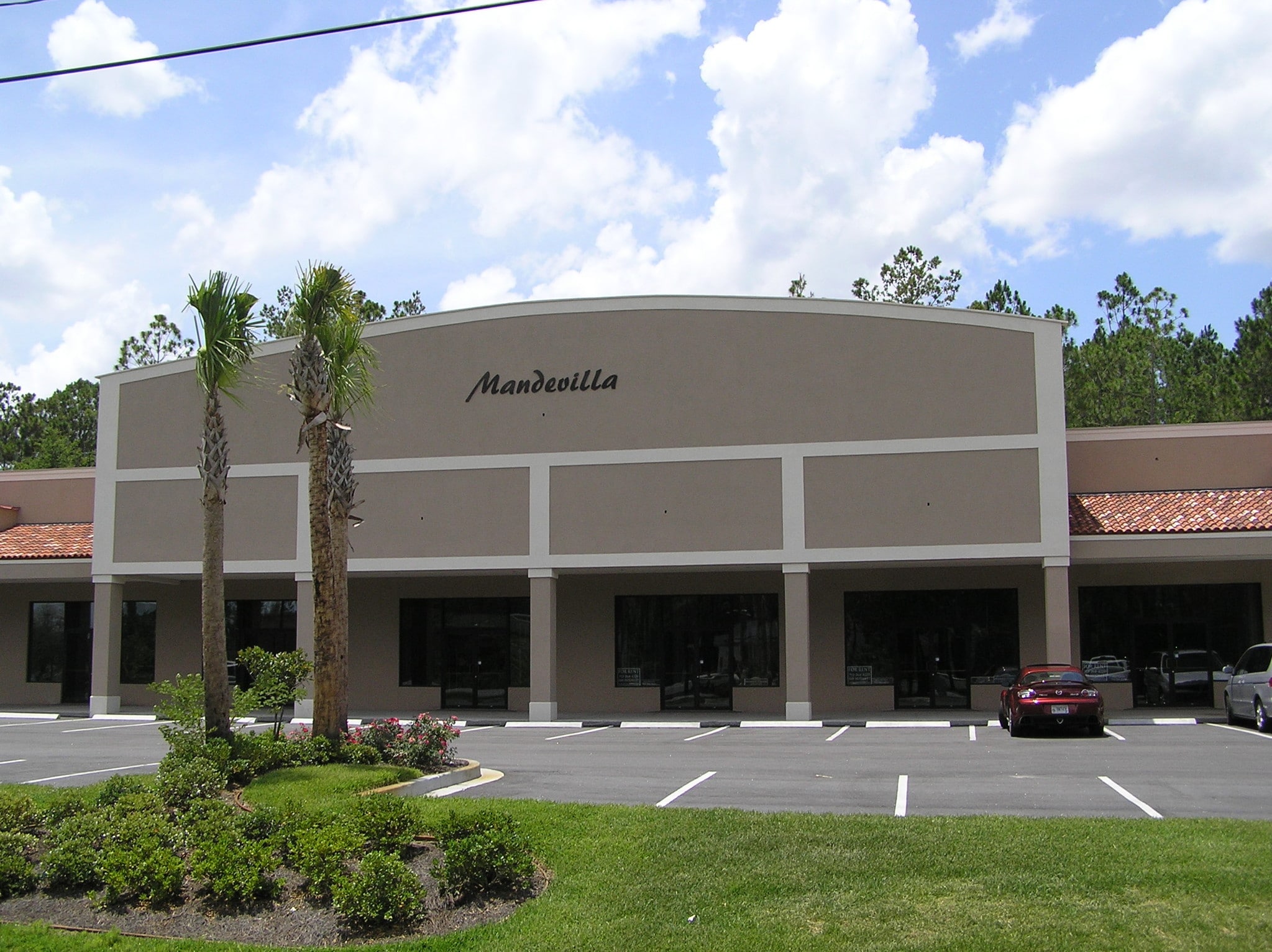 121-135 Shoppers Way, Brunswick, GA for lease Primary Photo- Image 1 of 6