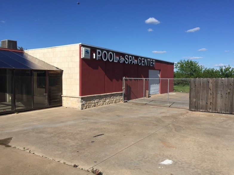 1411 NW 33rd St, Lawton, OK for lease - Building Photo - Image 3 of 19