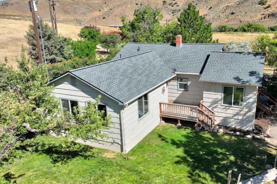 27035 Snake River Rd, Huntington, OR for sale - Primary Photo - Image 2 of 16