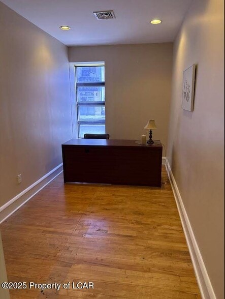 135 N Main St, Pittston, PA for lease - Building Photo - Image 3 of 6