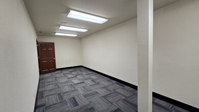 1 E Central Ave, Temple, TX for lease Interior Photo- Image 2 of 3