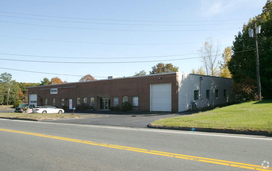 79 Old Windsor Rd, Bloomfield, CT for lease - Building Photo - Image 2 of 7