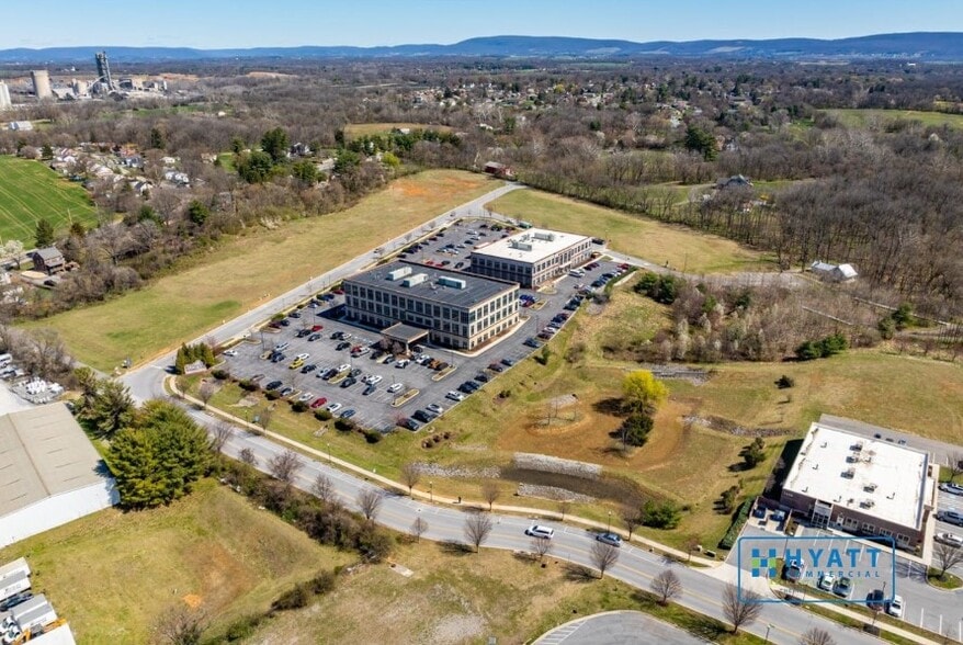 1190 Imperial Dr, Hagerstown, MD for sale - Building Photo - Image 3 of 12