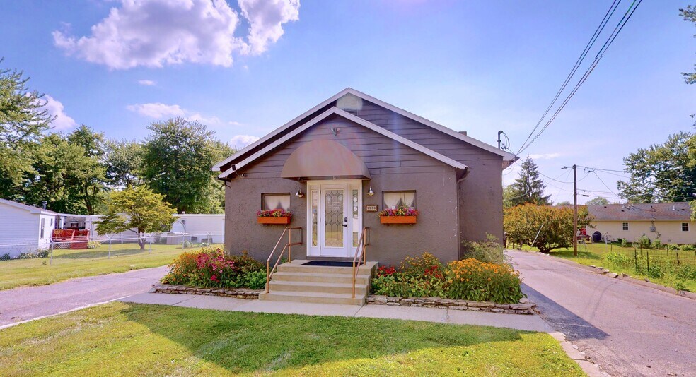 1536 S 13th St, Richmond, IN for sale - Primary Photo - Image 1 of 1