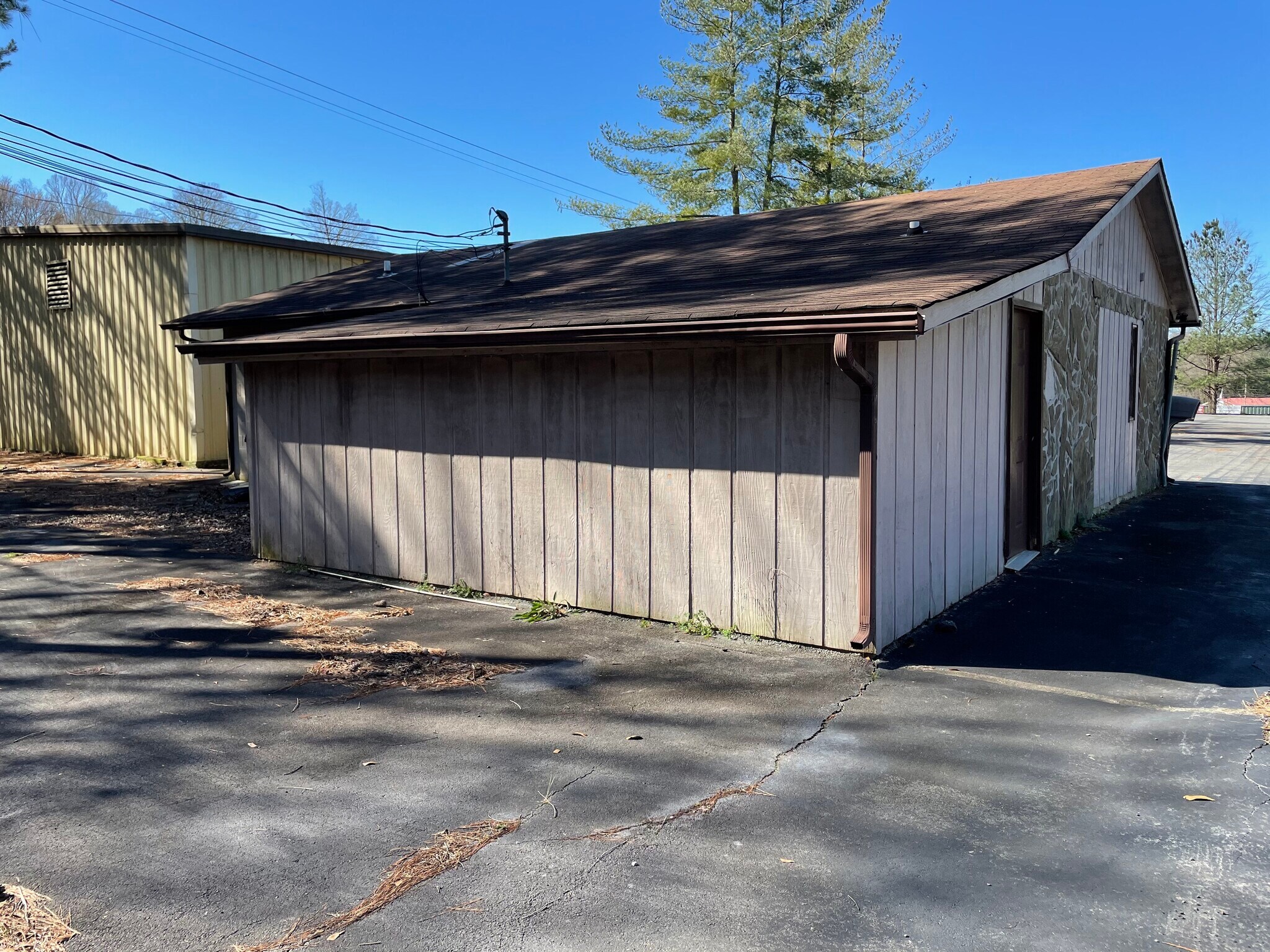 610 Red Bud Rd, Calhoun, GA 30701 610 Red Bud Road