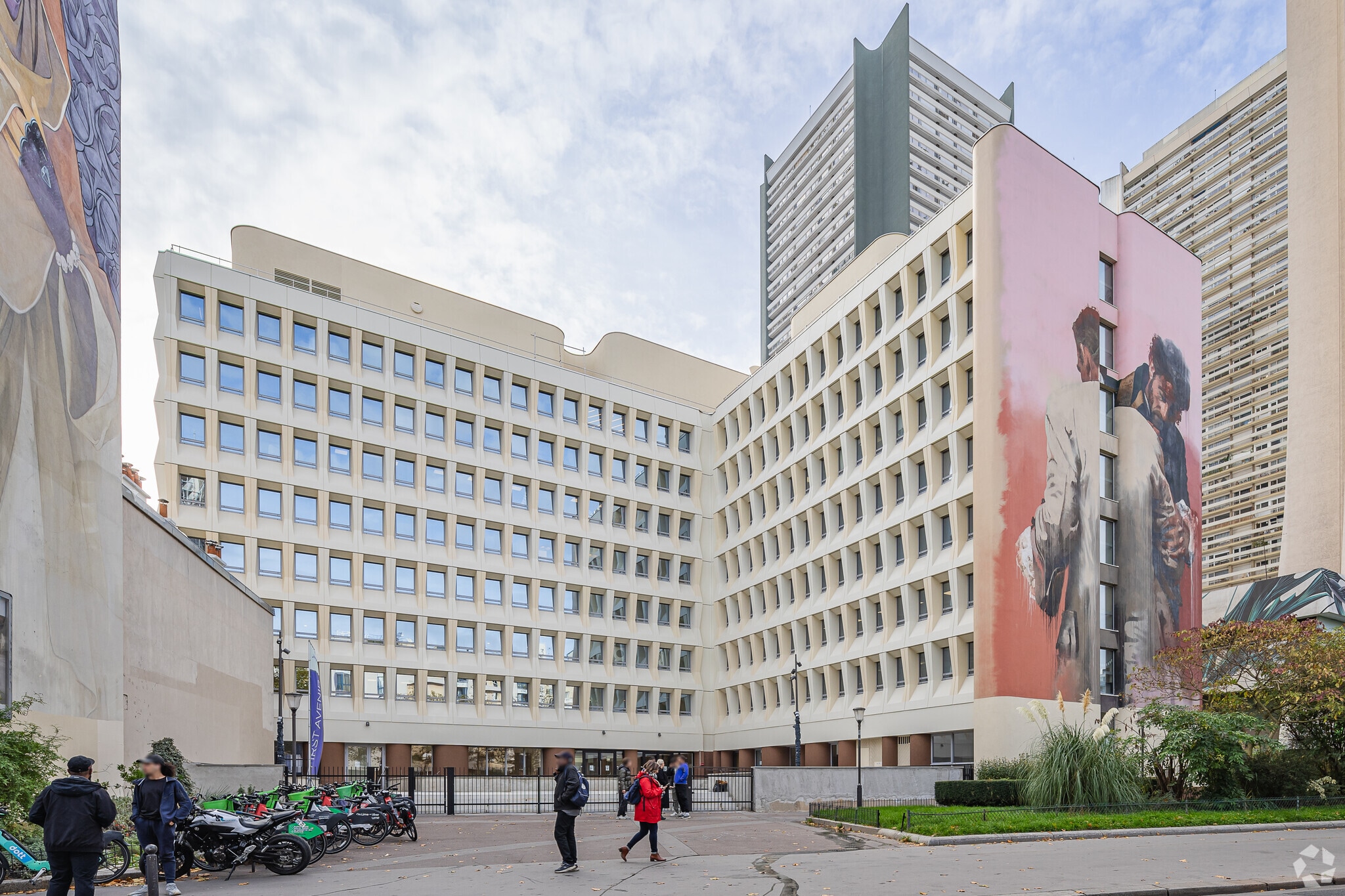 83-85 Boulevard Vincent Auriol, Paris for lease Primary Photo- Image 1 of 4