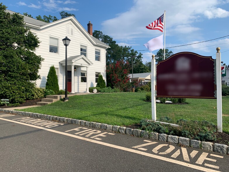 45 Monmouth Rd, Oakhurst, NJ for sale - Building Photo - Image 1 of 1