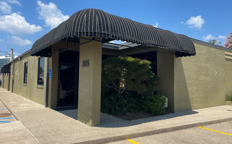 315-319 Audubon Blvd, Lafayette, LA for sale - Primary Photo - Image 1 of 1