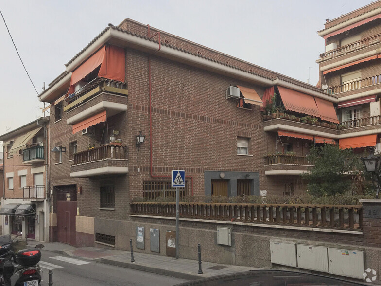 Calle Hospital, 16, Pozuelo De Alarcón, Madrid for lease - Building Photo - Image 2 of 2