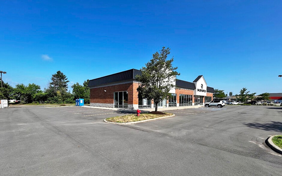 9136-9140 Highland Rd, White Lake, MI for lease - Building Photo - Image 3 of 4