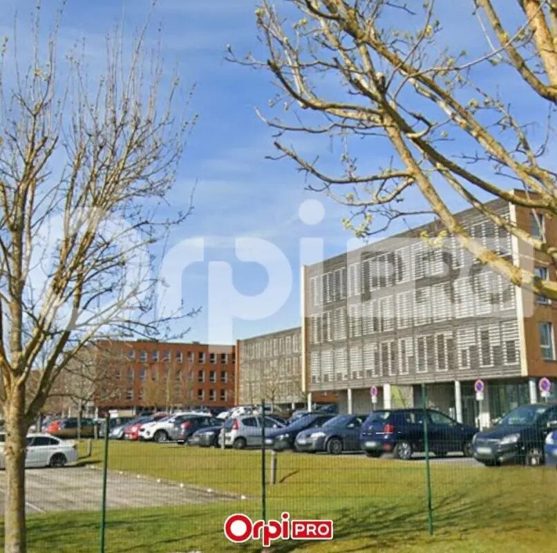 Office in Champigny for sale Building Photo- Image 1 of 13