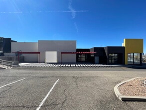 2500 Yale Blvd SE, Albuquerque, NM for lease Interior Photo- Image 1 of 4