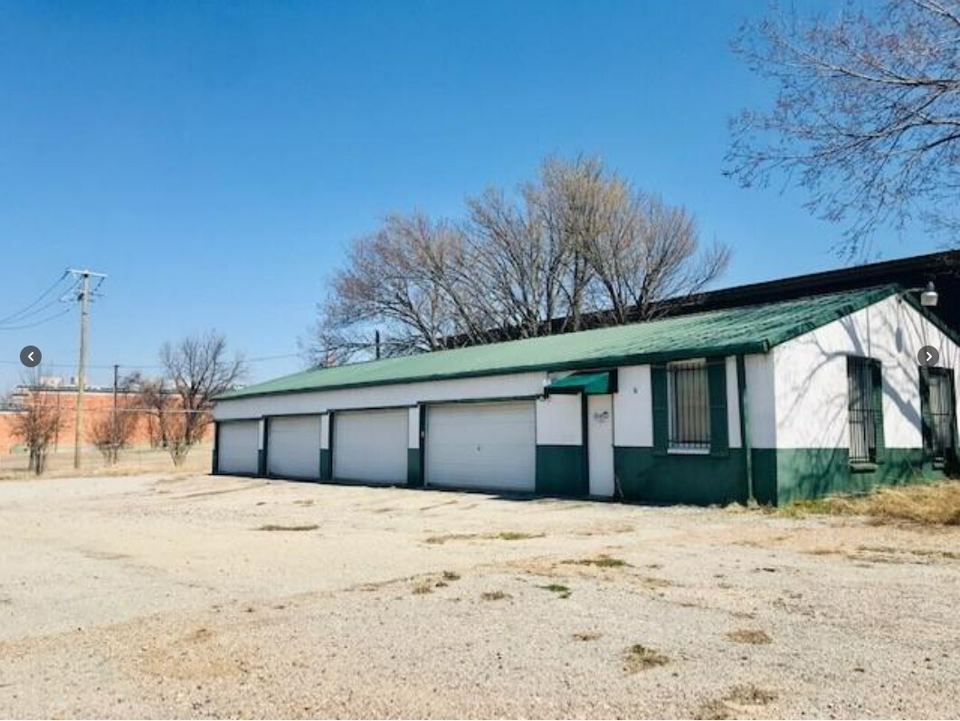 400 W Houston St, Sherman, TX for sale Primary Photo- Image 1 of 1