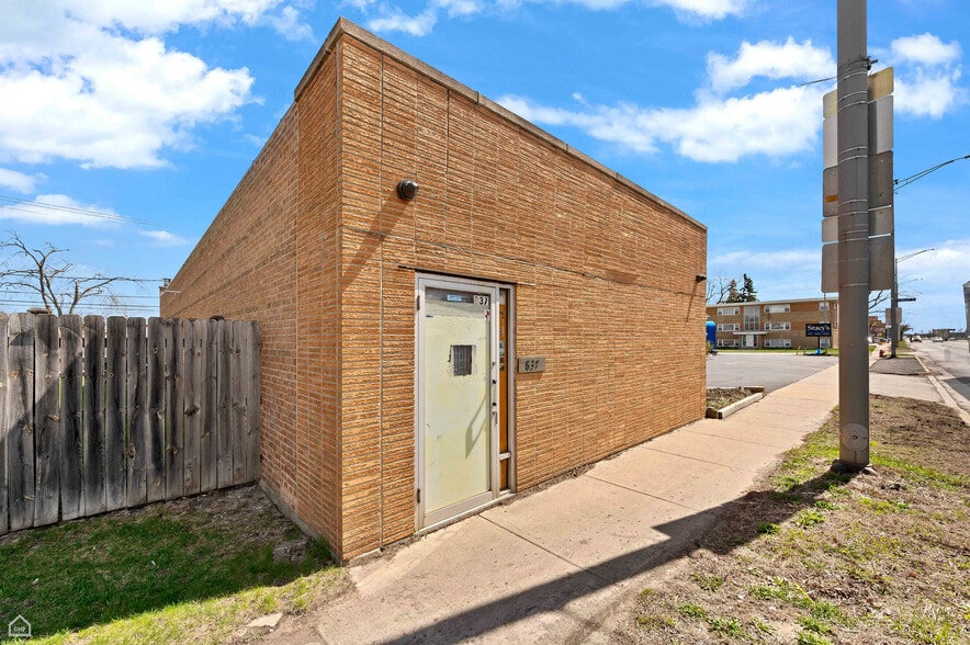 837 Mannheim Rd, Bellwood, IL for sale - Building Photo - Image 2 of 16