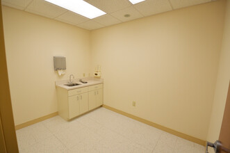 145 Kimel Park Dr, Winston-Salem, NC for lease Interior Photo- Image 2 of 7