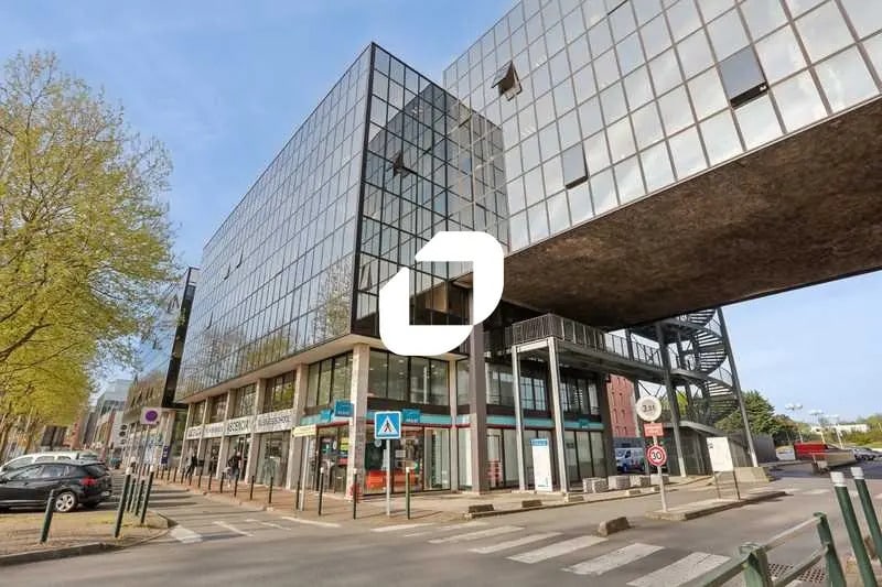 Office in Évry-Courcouronnes for lease - Building Photo - Image 1 of 9