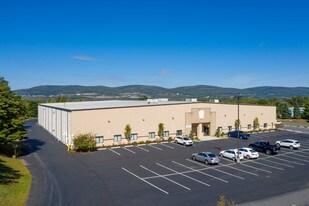 19 Bert Collins Dr Scranton Pa 18501 Loopnet Com