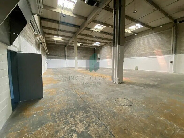 Office in Sarcelles for lease - Building Photo - Image 2 of 7