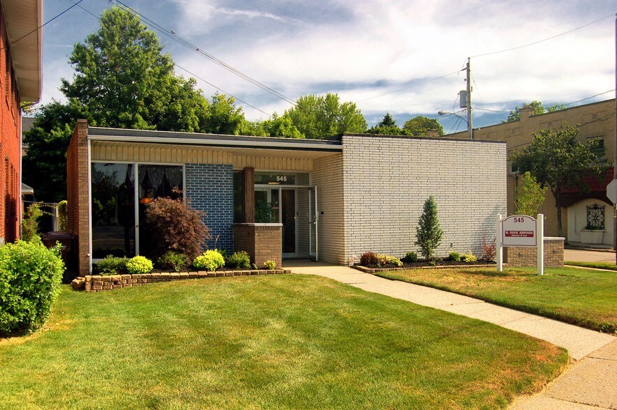 545 E Cuyahoga Falls Ave, Akron, OH for sale - Building Photo - Image 1 of 1