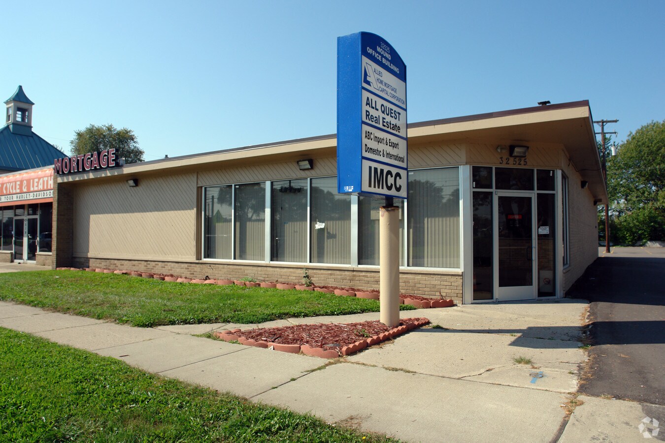 32525 Mound Rd, Warren, MI 48092