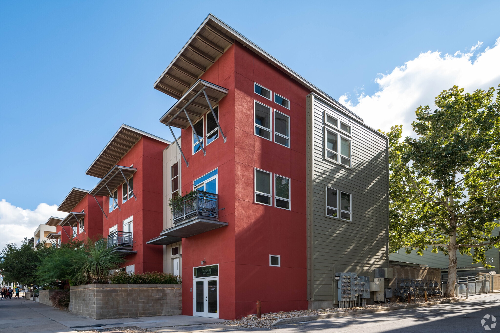 1601 E 5th St, Austin, TX for lease Building Photo- Image 1 of 17