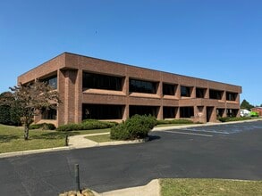 1400 Youngs Ave, Southold, NY for lease Building Photo- Image 1 of 12