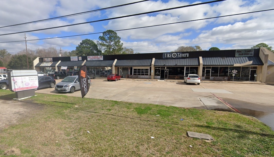 11650 Jones Rd, Houston, TX for lease Building Photo- Image 1 of 4