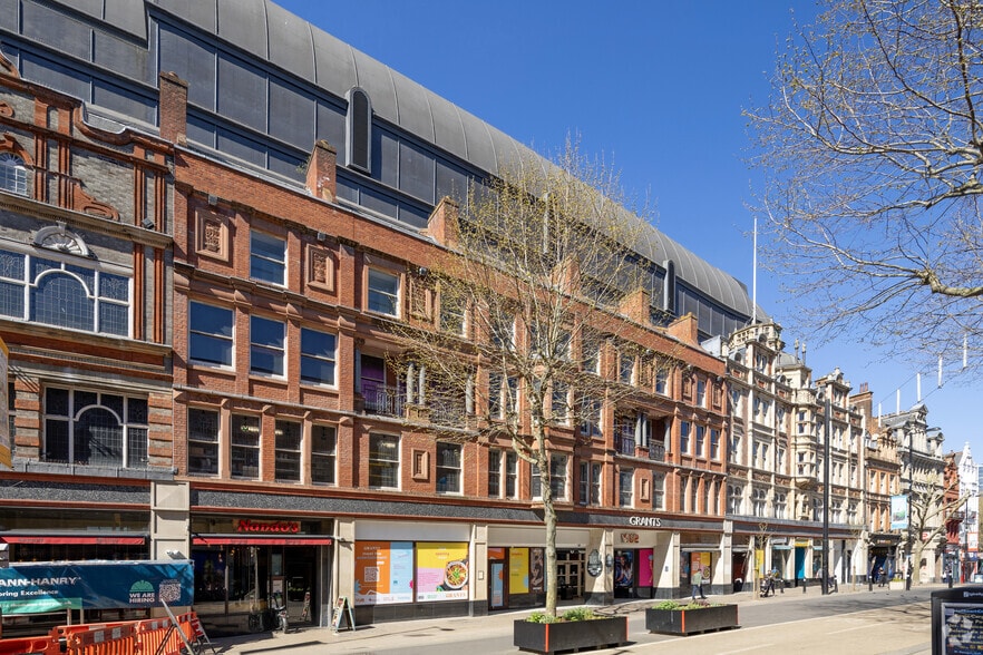 16 High St, Croydon for lease - Building Photo - Image 2 of 3