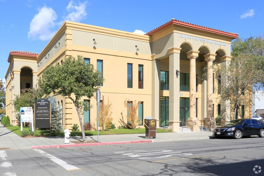 744 Empire St, Fairfield, CA for lease - Building Photo - Image 1 of 3