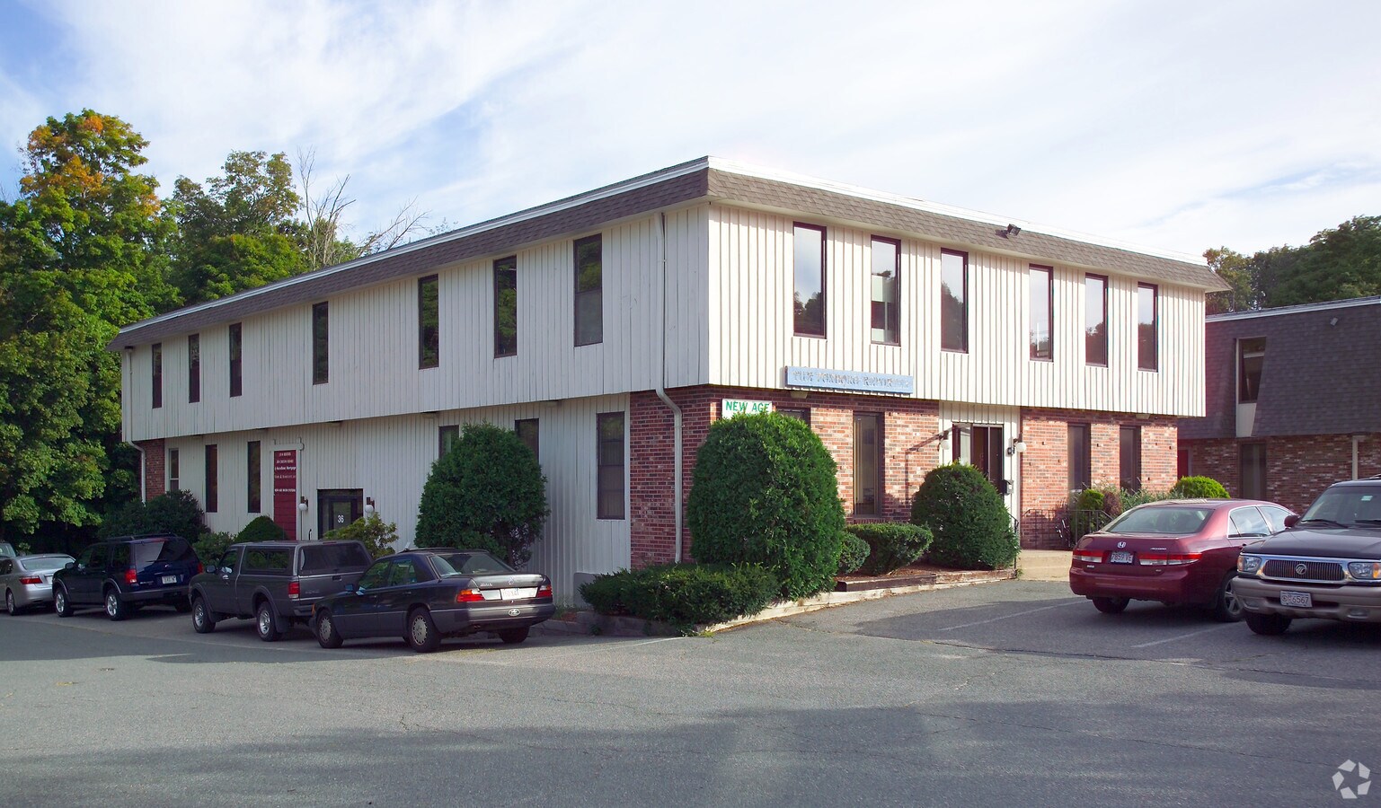 3638 Mechanic St, Foxboro, MA 02035