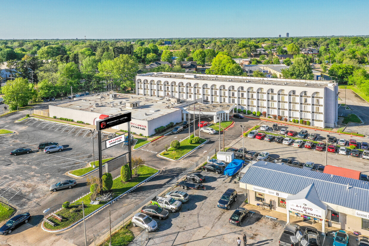 3896 Lamar Ave, Memphis, TN for sale Building Photo- Image 1 of 1