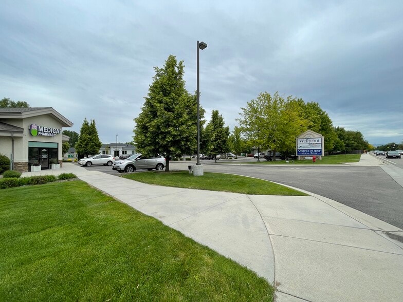 2770 W Cherry Ln, Meridian, ID for sale - Building Photo - Image 1 of 1