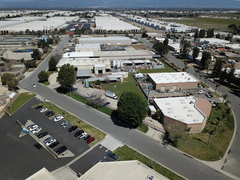 15065 Telephone Ave, Chino, CA for lease - Building Photo - Image 2 of 7