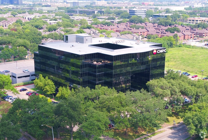2901 Wilcrest Dr, Houston, TX for lease - Building Photo - Image 3 of 10