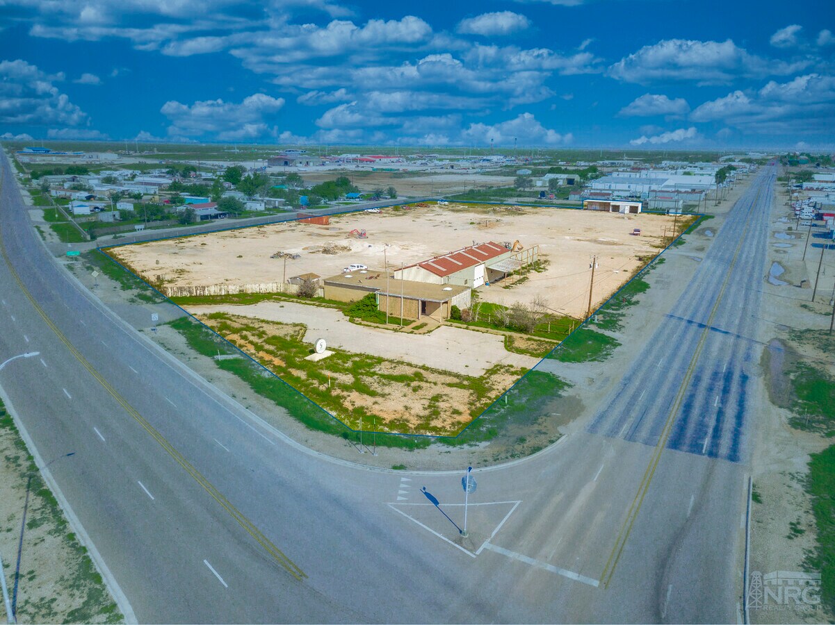 101 NW Mustang Dr, Andrews, TX 79714 5,344 SF on 6 Acres