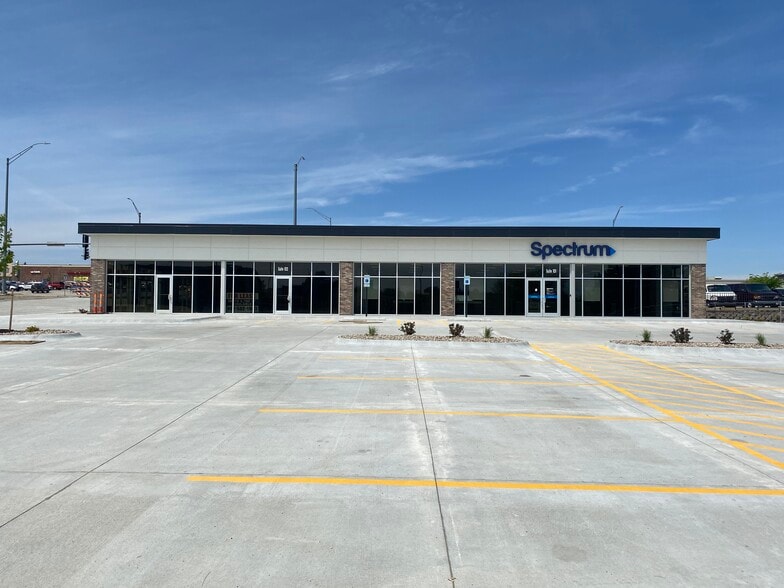 308 N 48th St, Lincoln, NE for lease - Primary Photo - Image 1 of 13