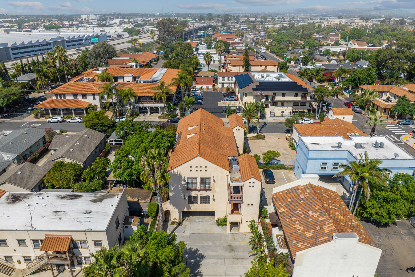 3935 Harney St, San Diego, CA 92110 | LoopNet