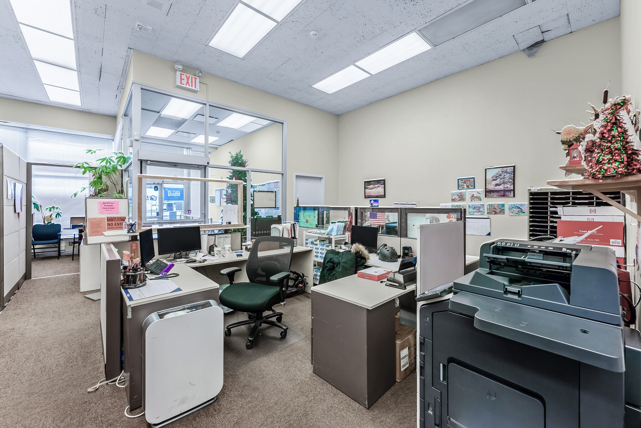 166-170 Jericho Tpke, Floral Park, NY for lease Interior Photo- Image 1 of 11