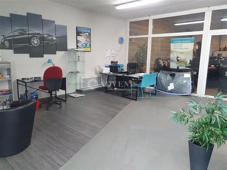 Flex in Pulnoy for lease - Interior Photo - Image 3 of 5