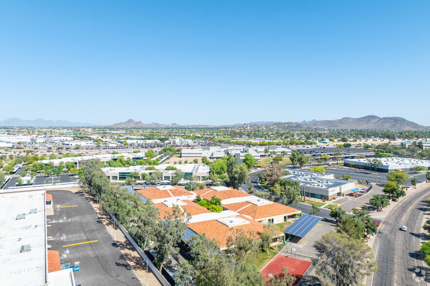 2820-2834 W Kelton Ln, Phoenix, AZ for sale - Building Photo - Image 3 of 5